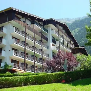 https://residence-les-periades.hotels-rhonealpes.com