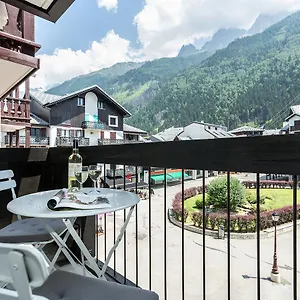 https://apartment-balme-2.hotels-rhonealpes.com