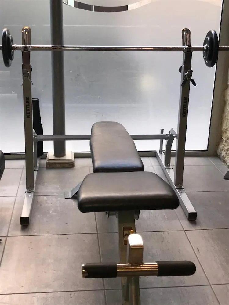 Hotel Jacques De Molay - Fitness & Sauna Paryż