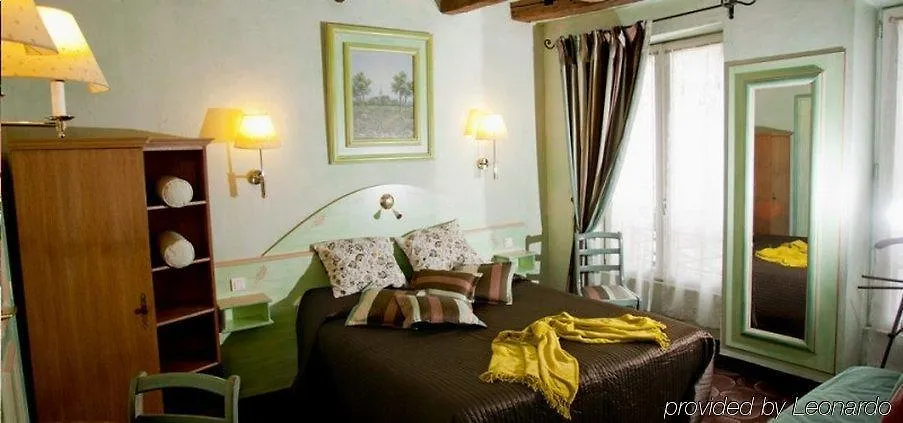 ***  Hotel Jacques De Molay - Fitness & Sauna Paryż Francja
