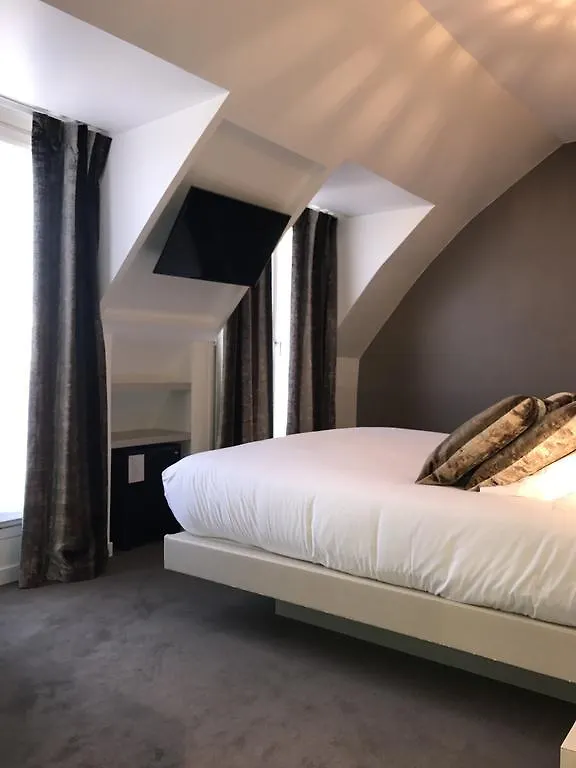 Hotel Jacques De Molay - Fitness & Sauna Paryż 3*,  Francja