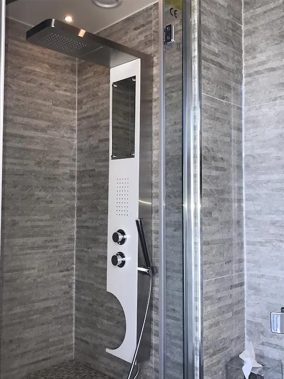 Hotel Jacques De Molay - Fitness & Sauna Paryż
